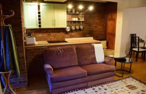 Studio-1BR-Sleeps4-Parking-NearCentral